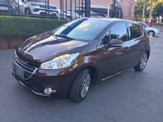 PEUGEOT 208 1.6 GRIFFE 16V FLEX 4P AUTOMÁTICO